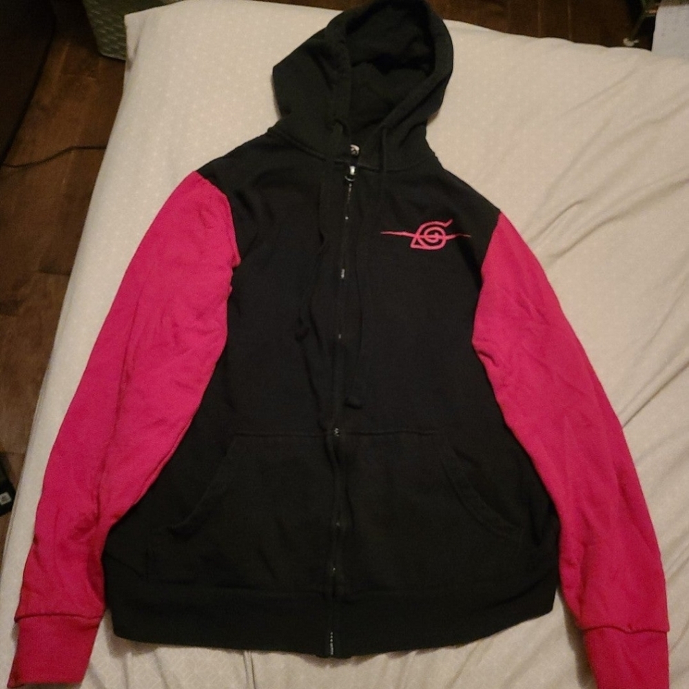 Very rare Naruto akatsuki hoodie size medium and akatsuki lanyard.